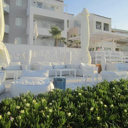 Petradi Beach Lounge Hotel By Ghh-3
